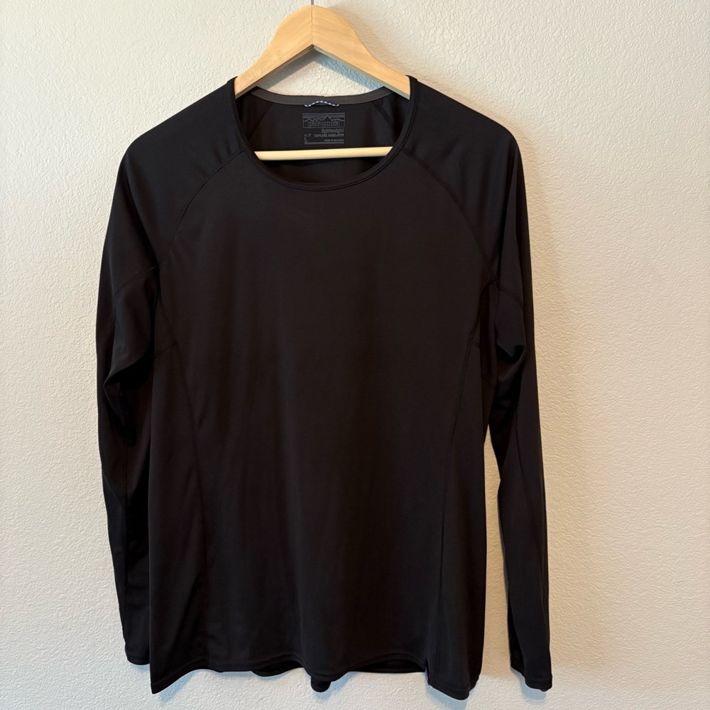 Patagonia Black Light Weight Capilene Baselayer